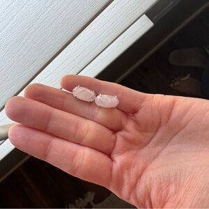 Kendra Scott rose quartz earring studs